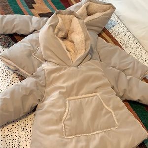 Cozy Puffer Back Zip up !